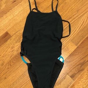 BLACK JOLYN ONE PIECE (nico 2, size 28)